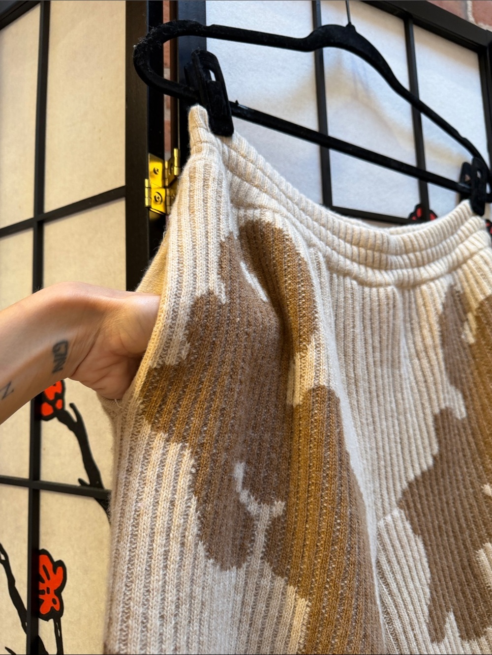 Burberry Cream and Brown Knit Two-Piece Set - Picture 5 of 6